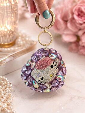 Crystal Embellished Hello Kitty Keychain /bagcharm mirror Lavender Pink NEW